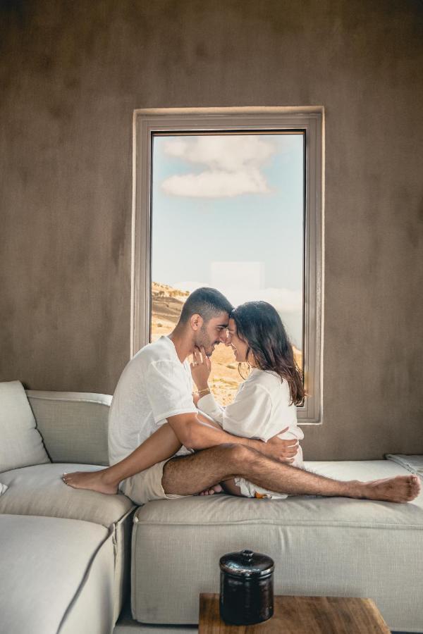 Santorini Sky, The Lodge Pýrgos 外观 照片